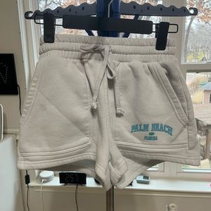 FOREVER 21 SMALL WHITE LOUNGE PAJAMA SHORTS PALM BEACH FLORIDA NO DAMAGES